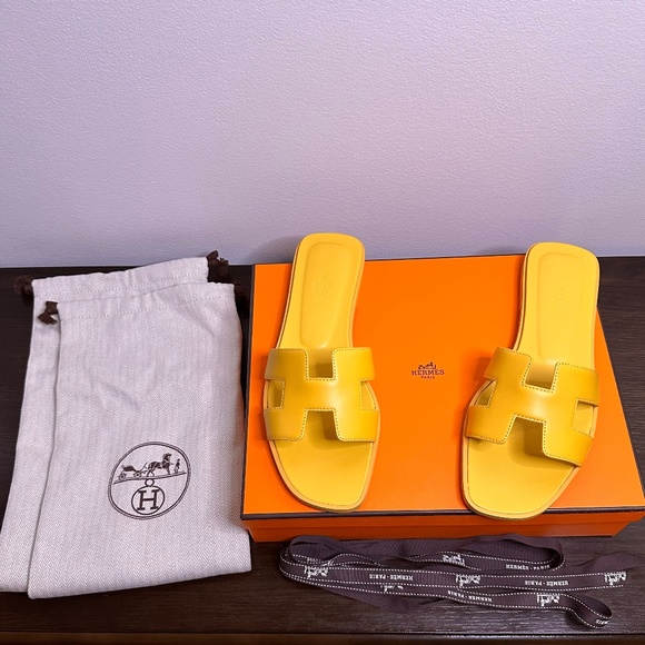 Meet your Posher, Gladys - Picture 2 of 4